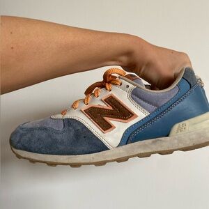 New Balance Blue Suede Sneaker with Peach Coloured Laces/Details